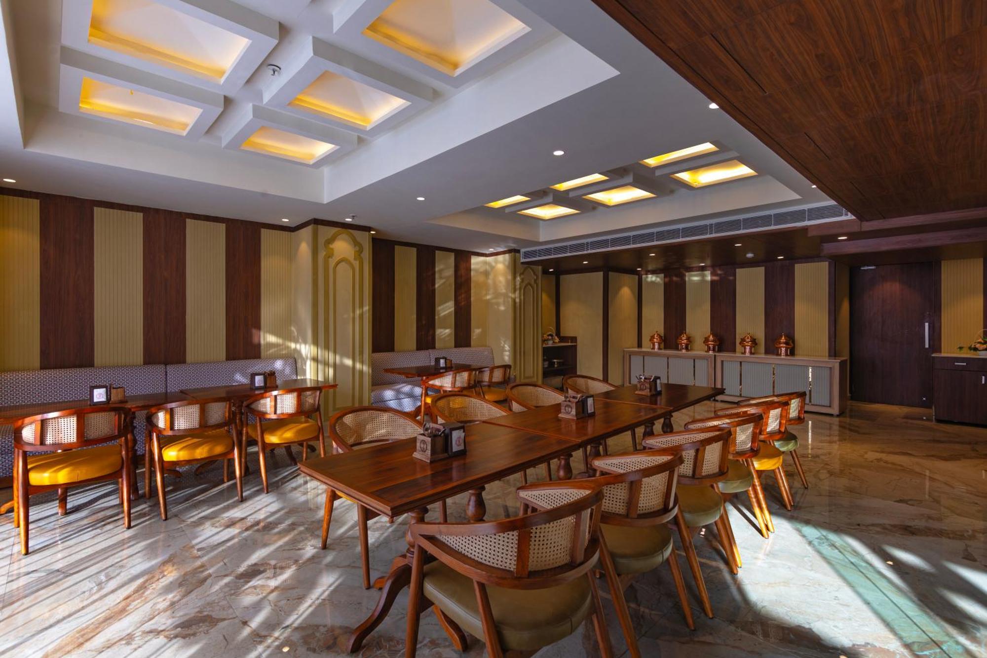 Sandoz Amritsar Near Golden Temple Exterior photo